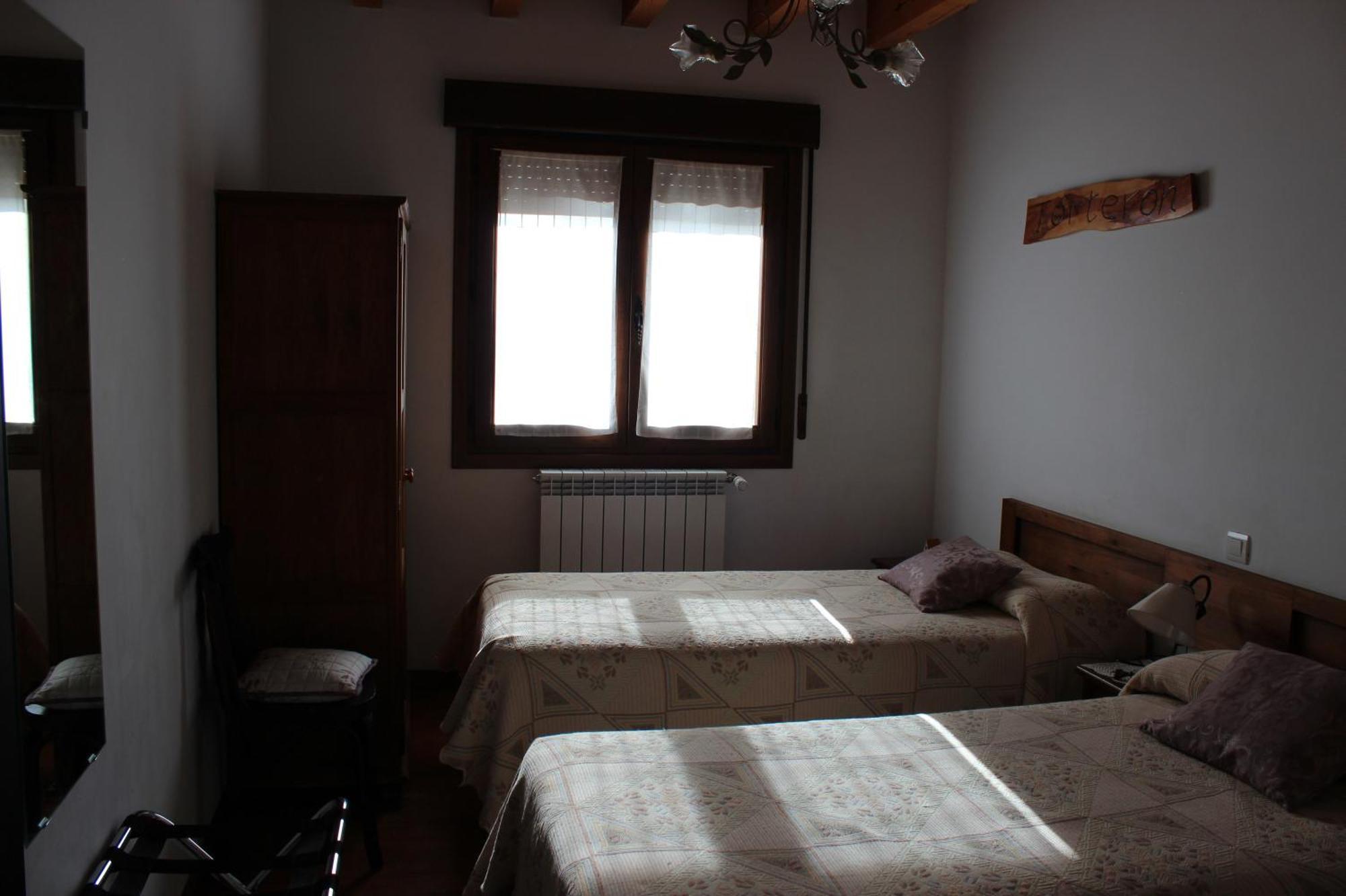 Espeja de San Marcelino La Chimenea De Soria I Y I I旅馆 外观 照片