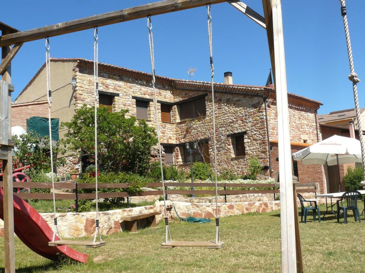 Espeja de San Marcelino La Chimenea De Soria I Y I I旅馆 外观 照片